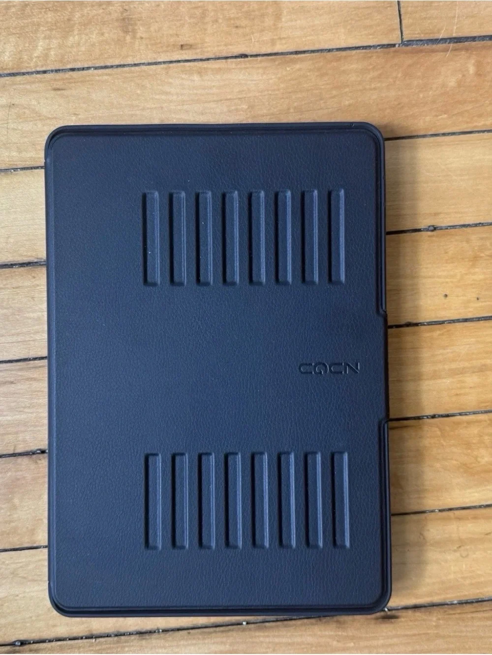 Apple iPad 9th Gen 64GB WiFi + ZUGU Case + iPad Pen Bundle